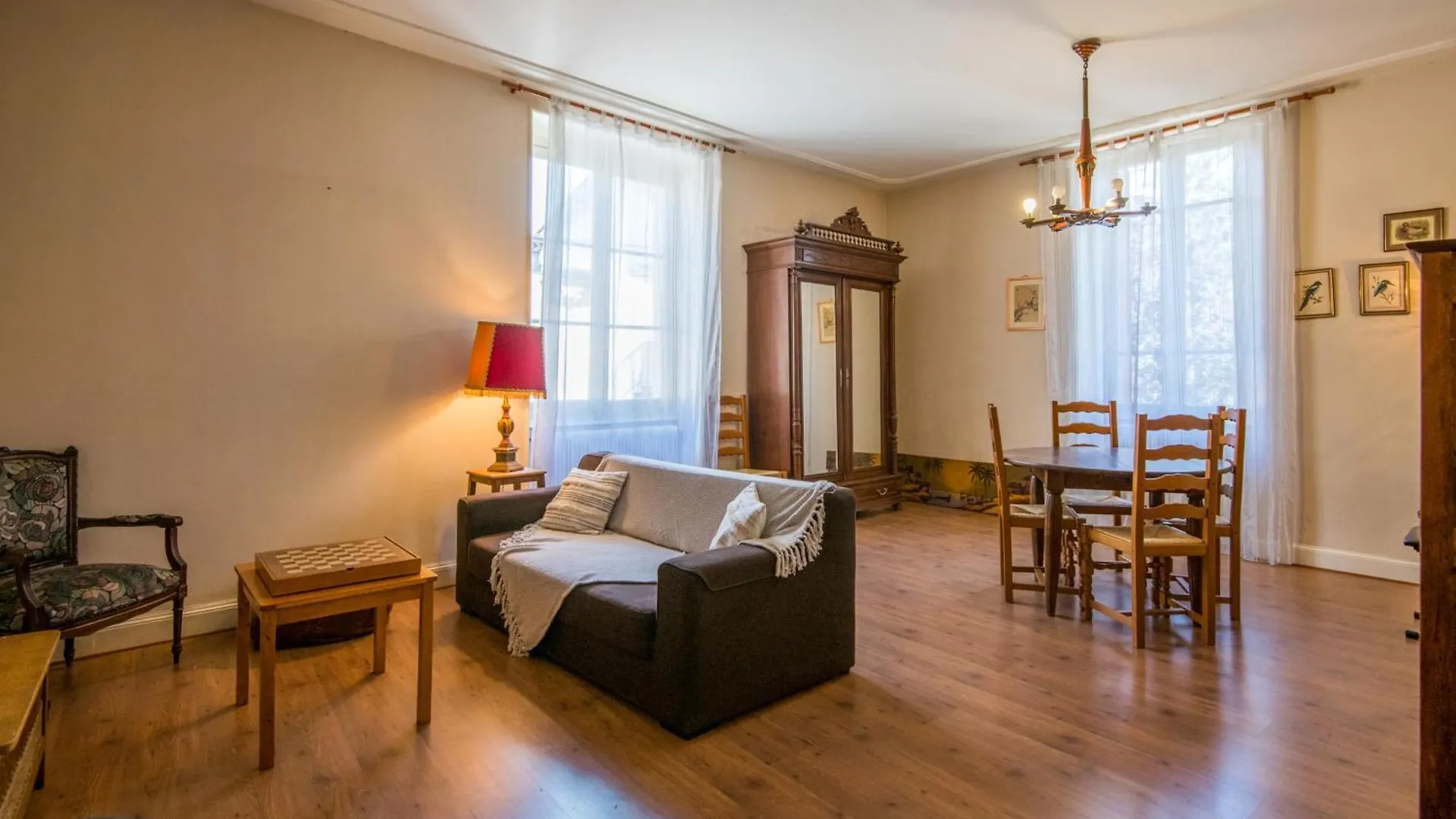 Apartment Maison Eugene Centre-Ville Piscine Jardin Fibre Garage Millau France